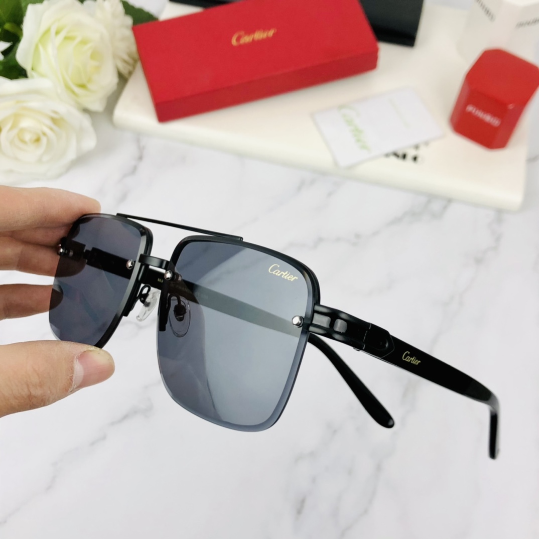 C*artier Glasses Top