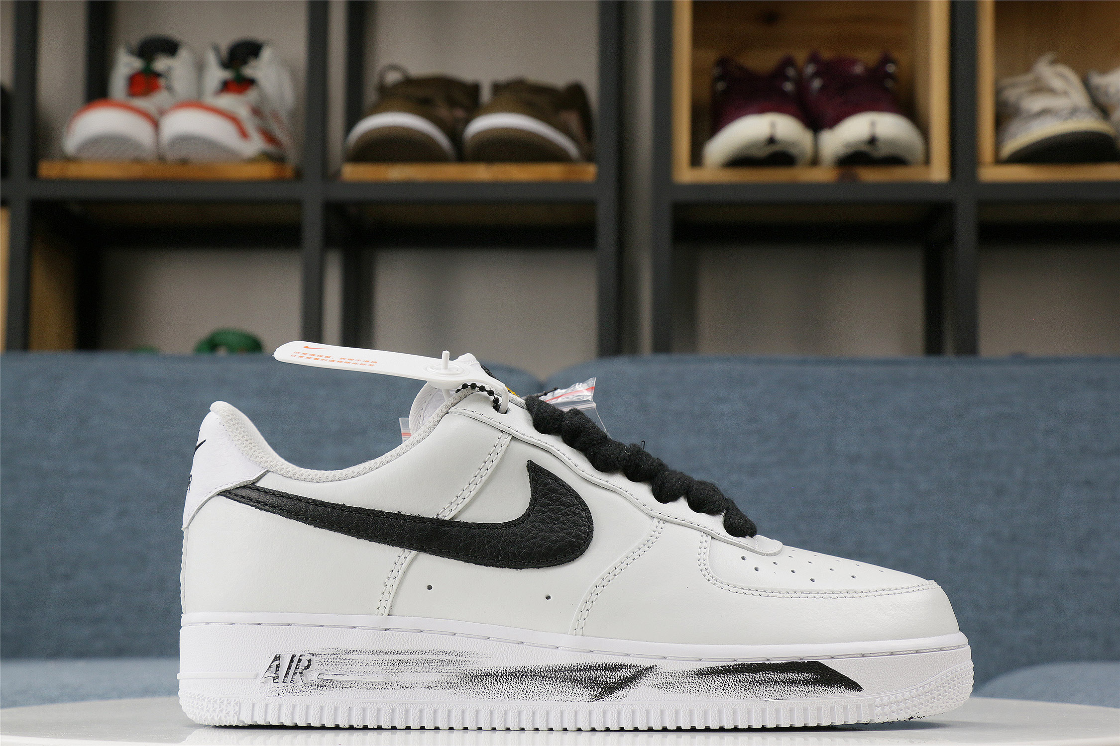 from PEACEMINUSONE x Nike Air Force 1 “Para-Noise 2.0”