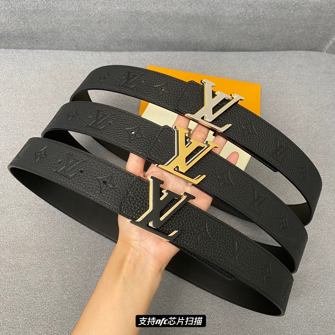 L*ouis V*uitton Belts Top Version