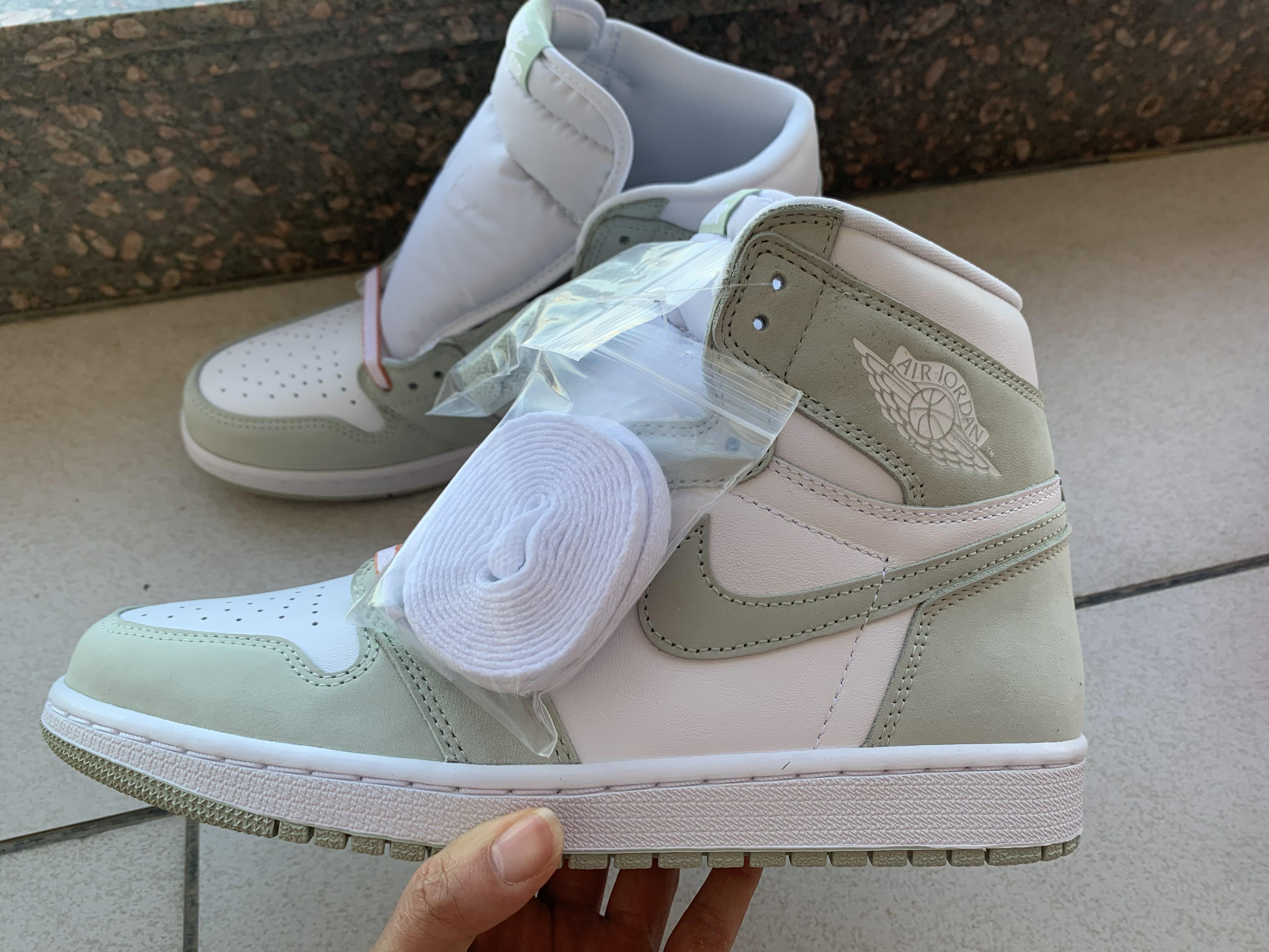 Air Jordan 1 WMNS โSeafoamโ CD0461-002