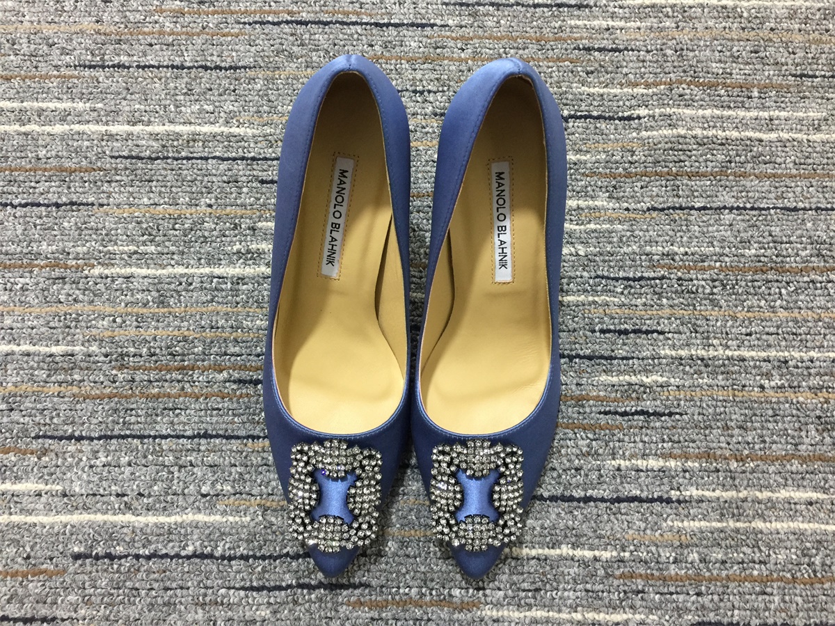 Women Manol*o Blahni*k Pump High Heels