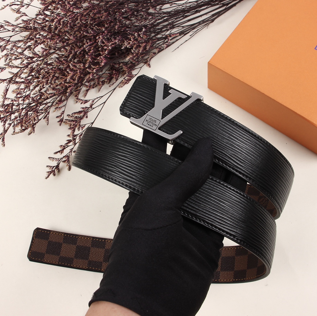 L*ouis V*uitton Belts Top Version