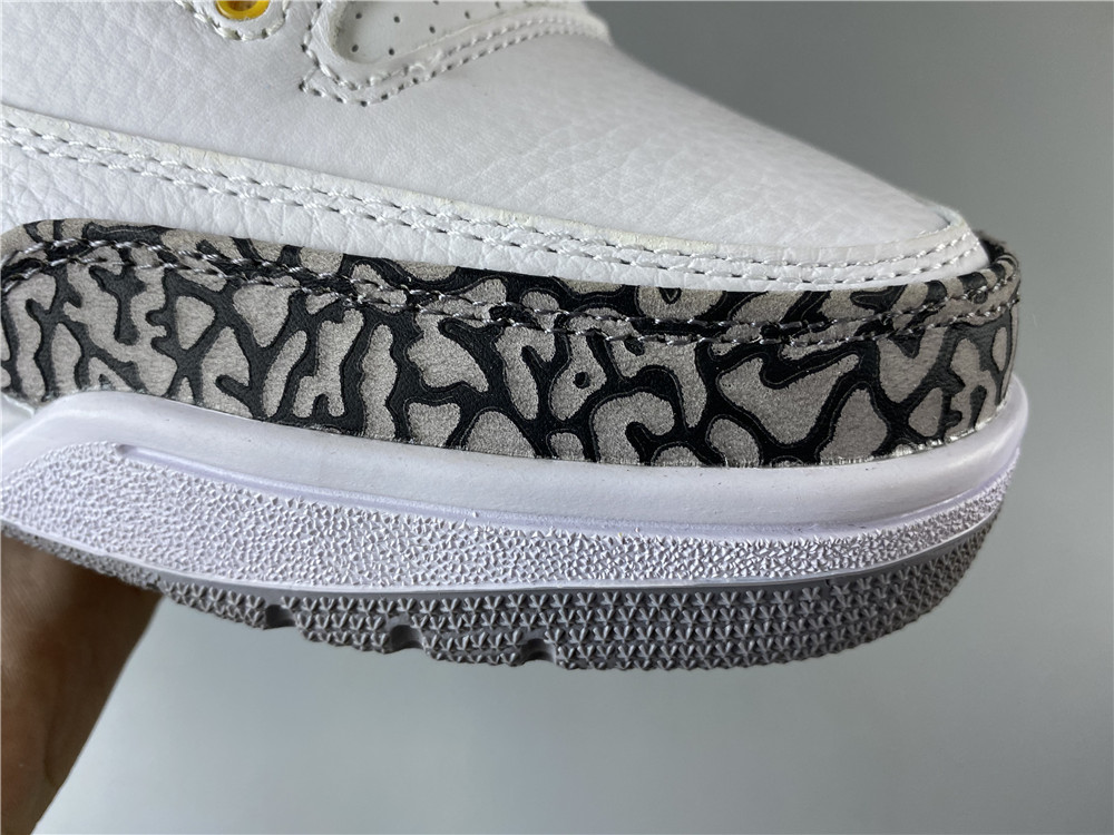 Air Jordan 3 WMNS “Laser Orange” CK9246-108