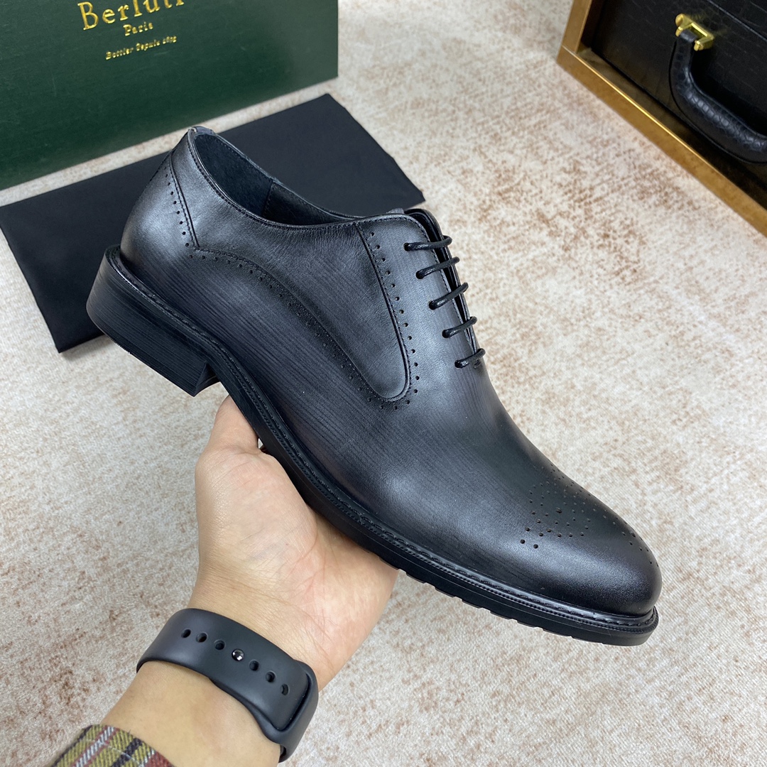 Men B*erluti Top Loafer