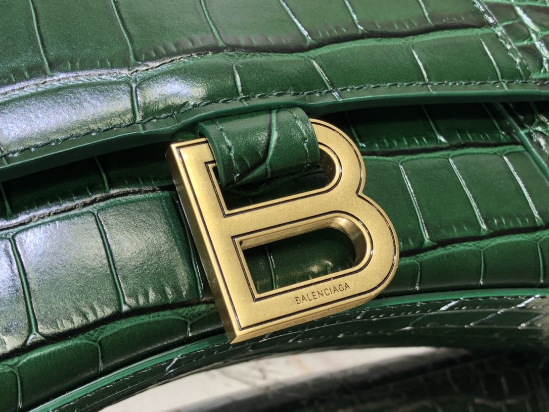 B*alenciaga Bag Top Quality