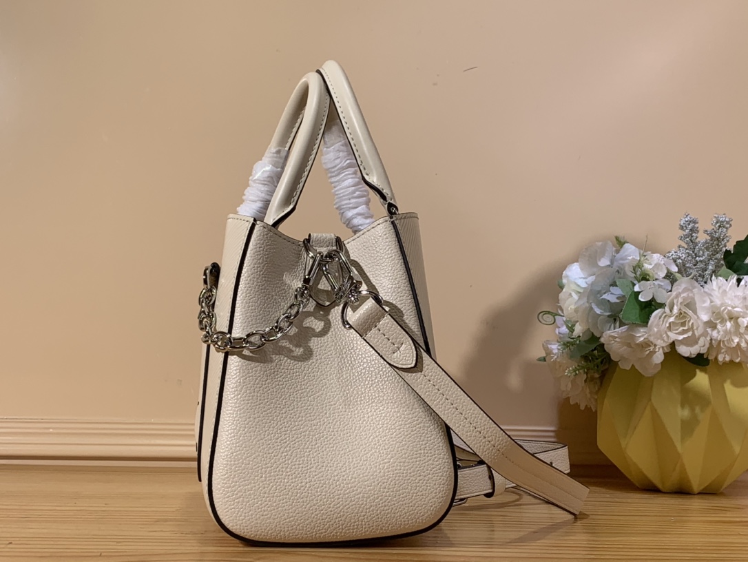 L*ouis V*uitton Bag Top Quality 25*17*11cm