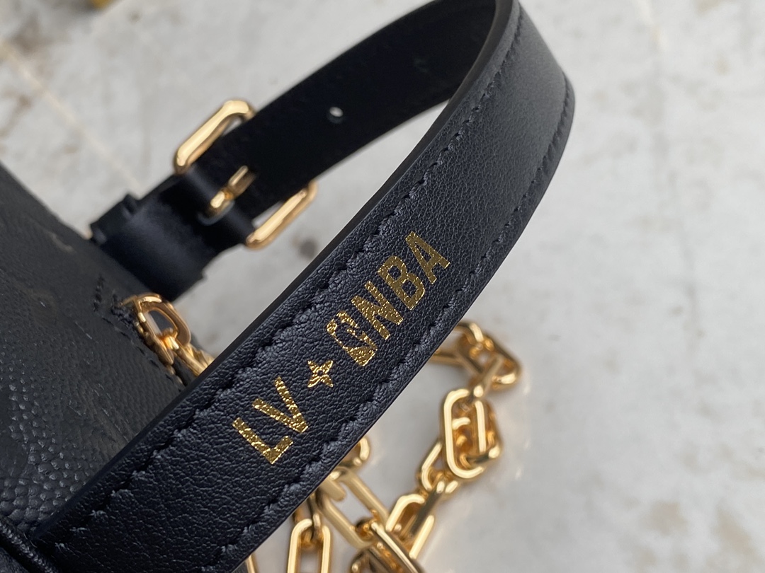 L*ouis V*uitton Top Bag 15*24*15cm