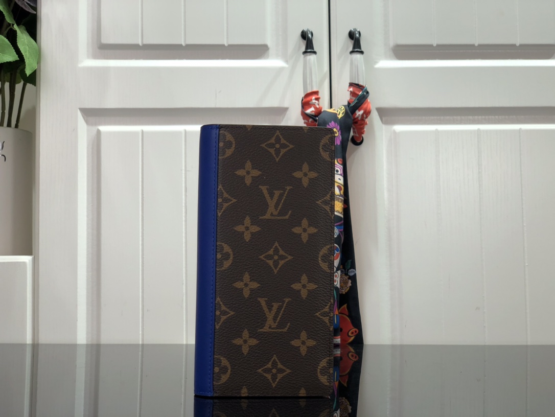 L*ouis V*uitton Bag Top Quality 10*19*2CM