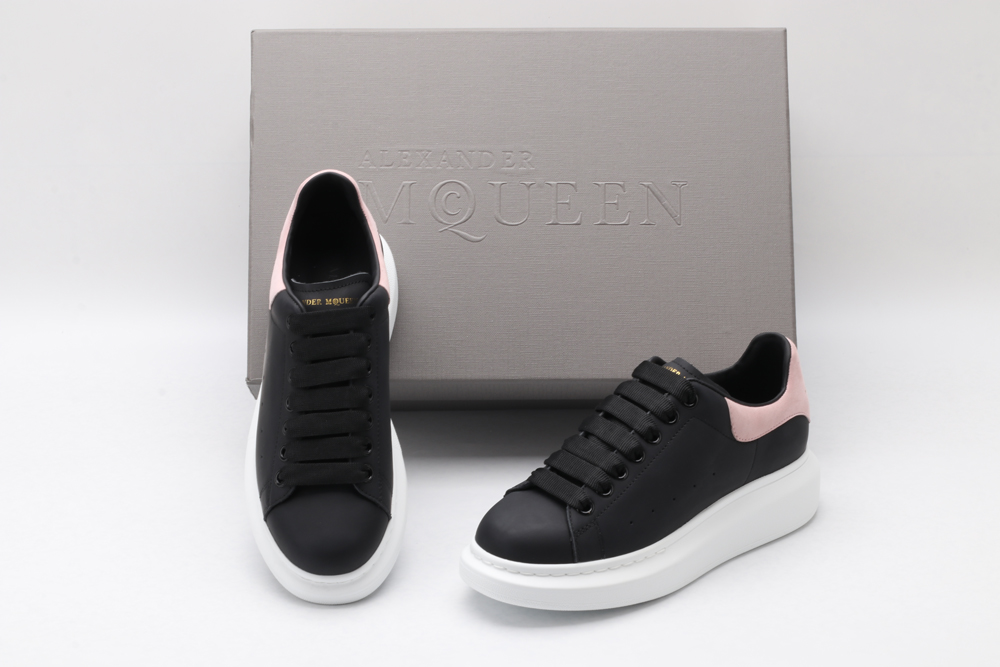 A*exander M*queen Sneaker