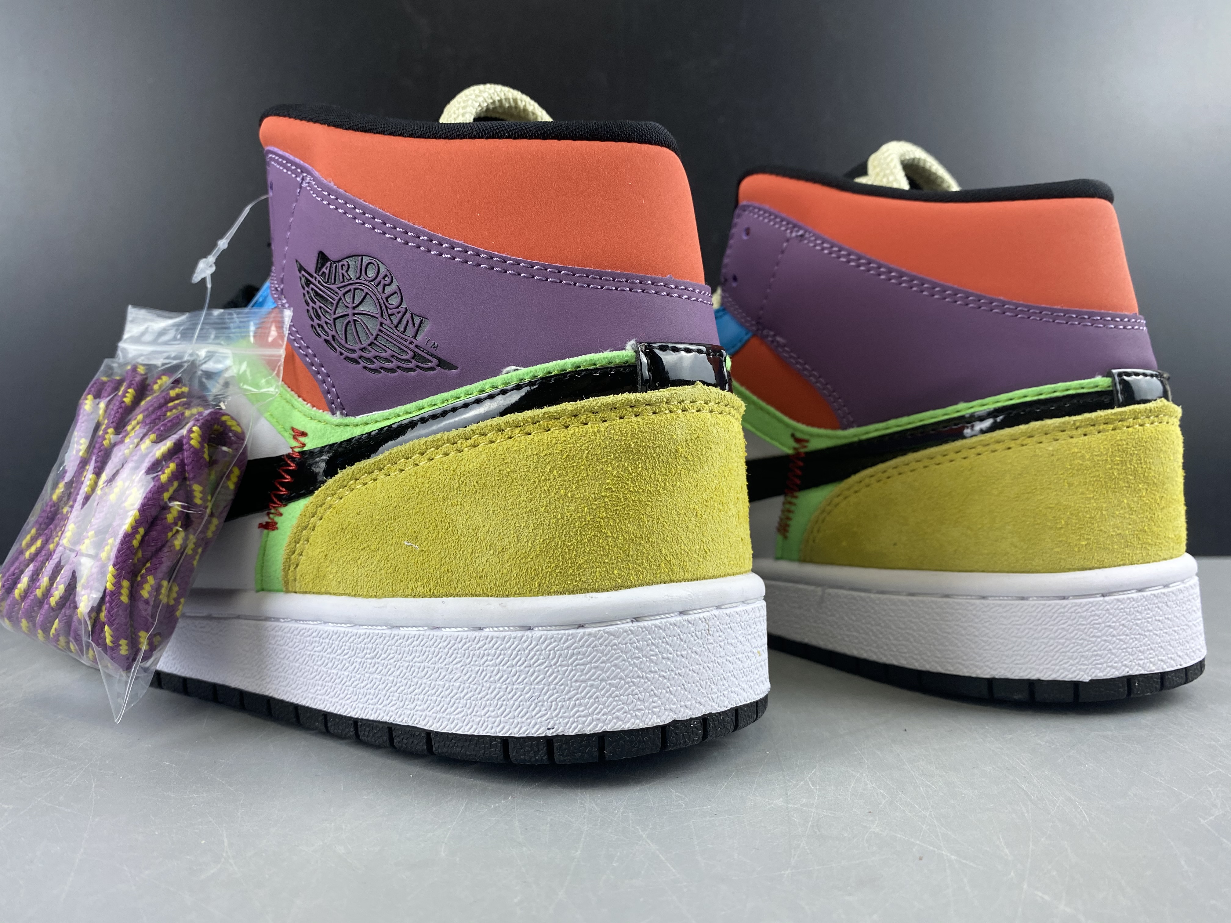 Jordan 1 Mid SE Multi-Color CW1140 100