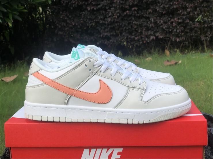 from Nike Dunk Low GS“ Tropical Twist” CW1590-101