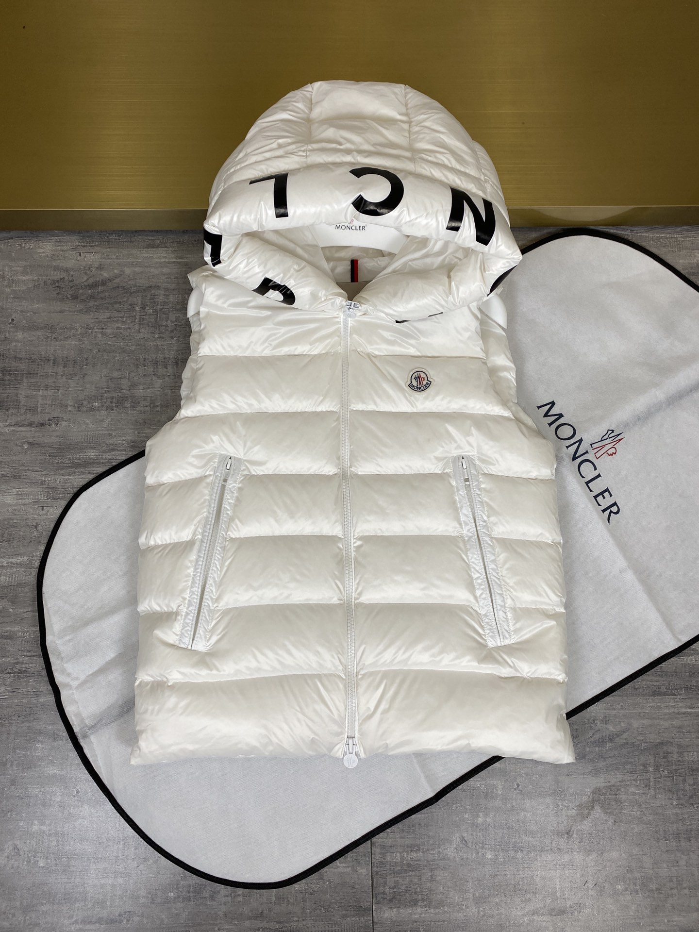 Men Jacket/Sweater Top Quality