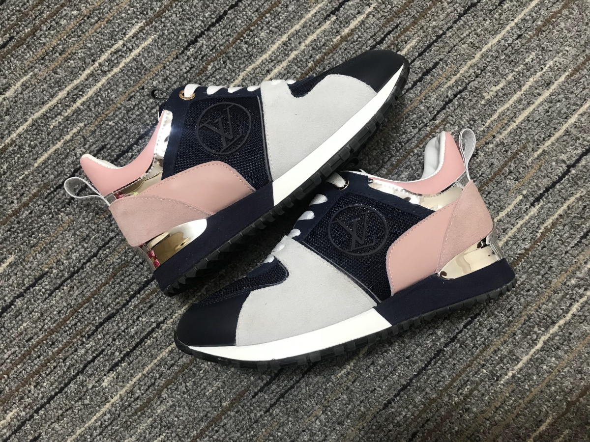 Women L*ouis V*uitton Run Away Top Sneaker