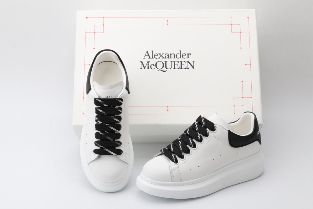 A*exander M*queen Sneaker