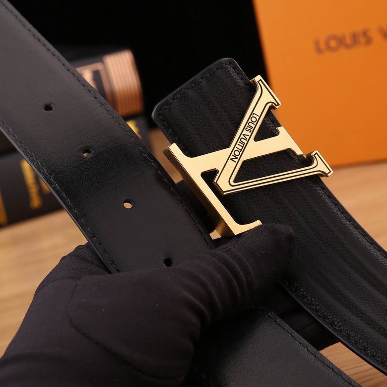 L*uis V*itton Belts Top Version