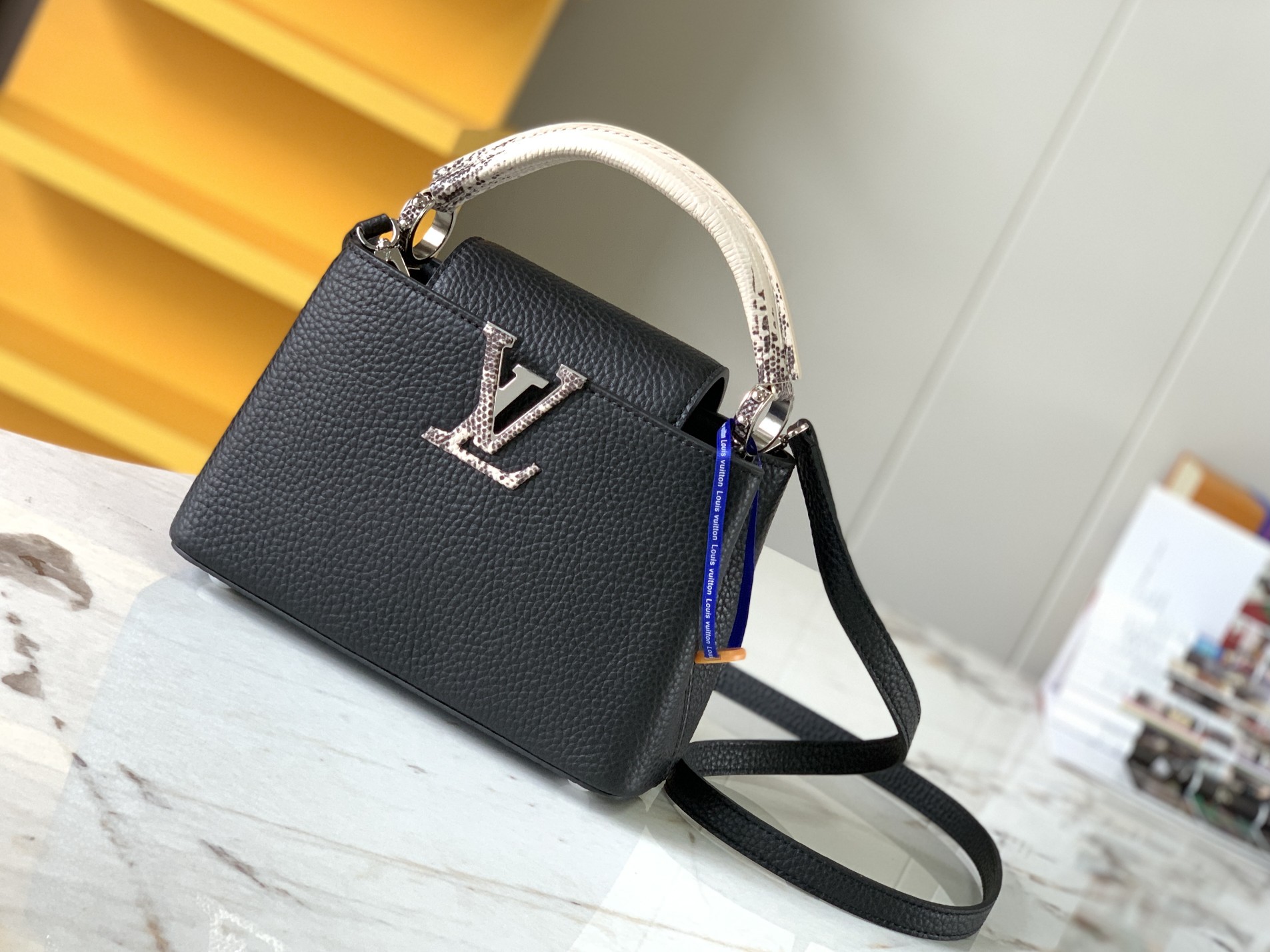 L*ouis V*uitton Bag Top Quality 21*14*8CM