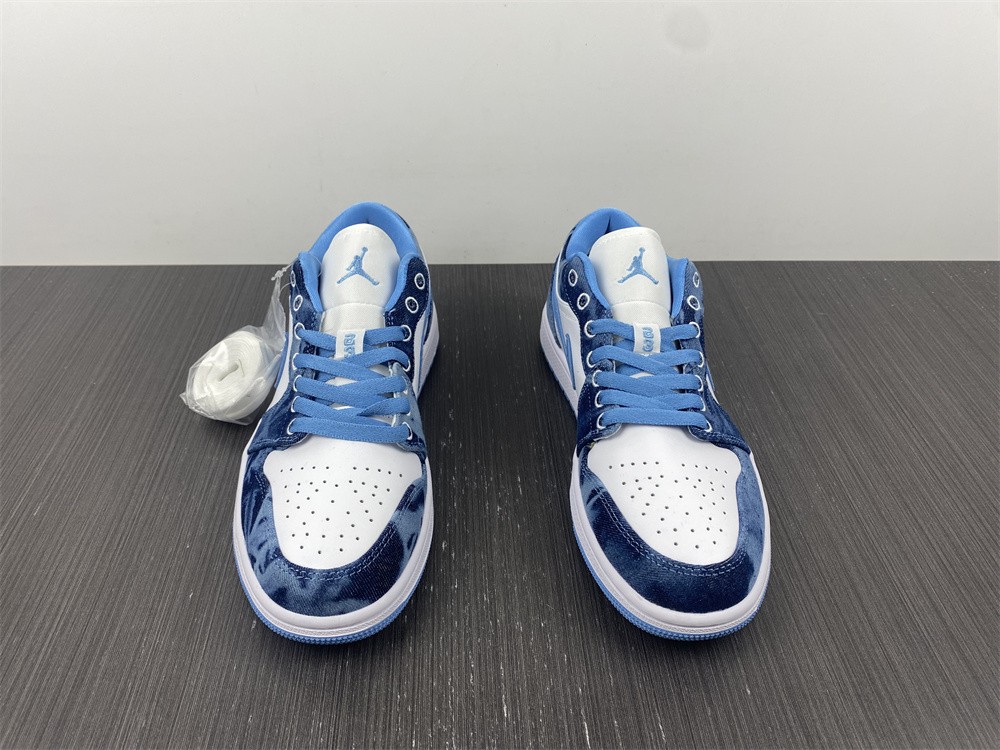 Air Jordan 1 Low Washed Denim DM8947-100