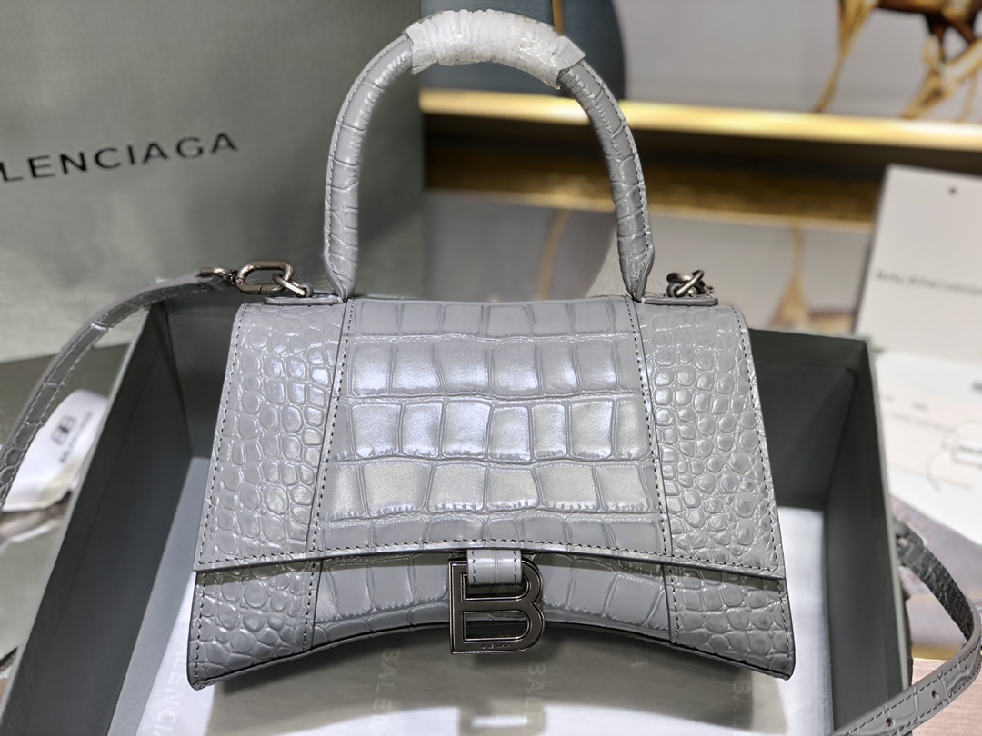 B*alenciaga Bag Top Quality