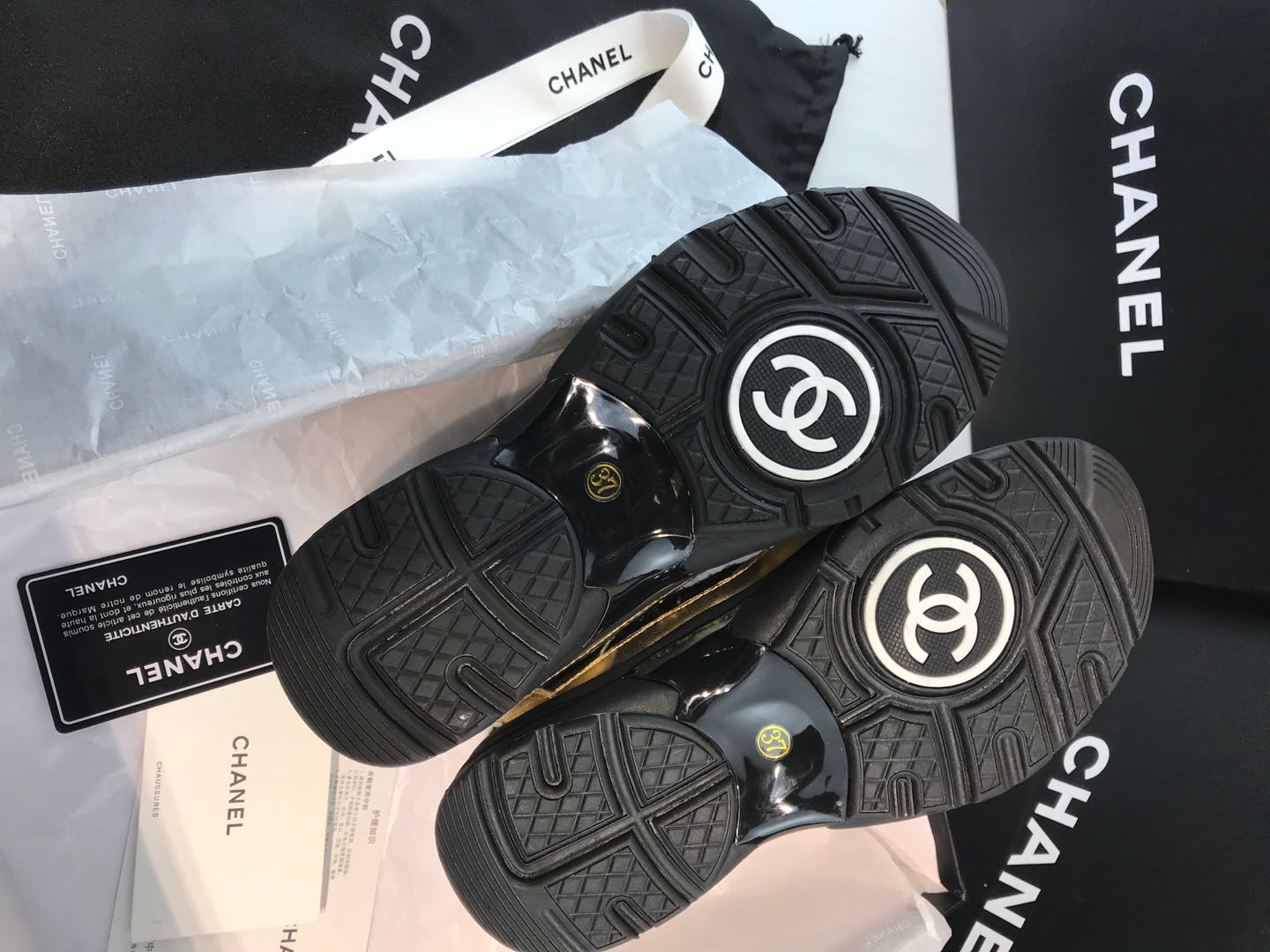 Men Women C*hanel Top Sneaker