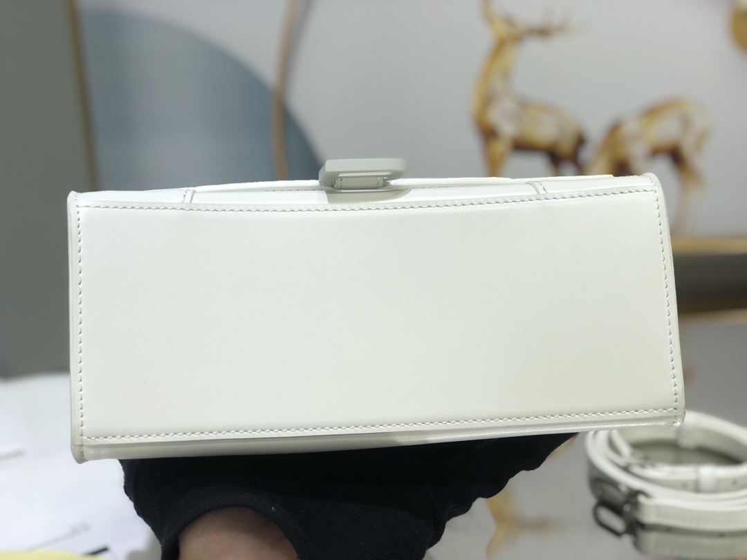 B*alenciaga Bag Top Quality