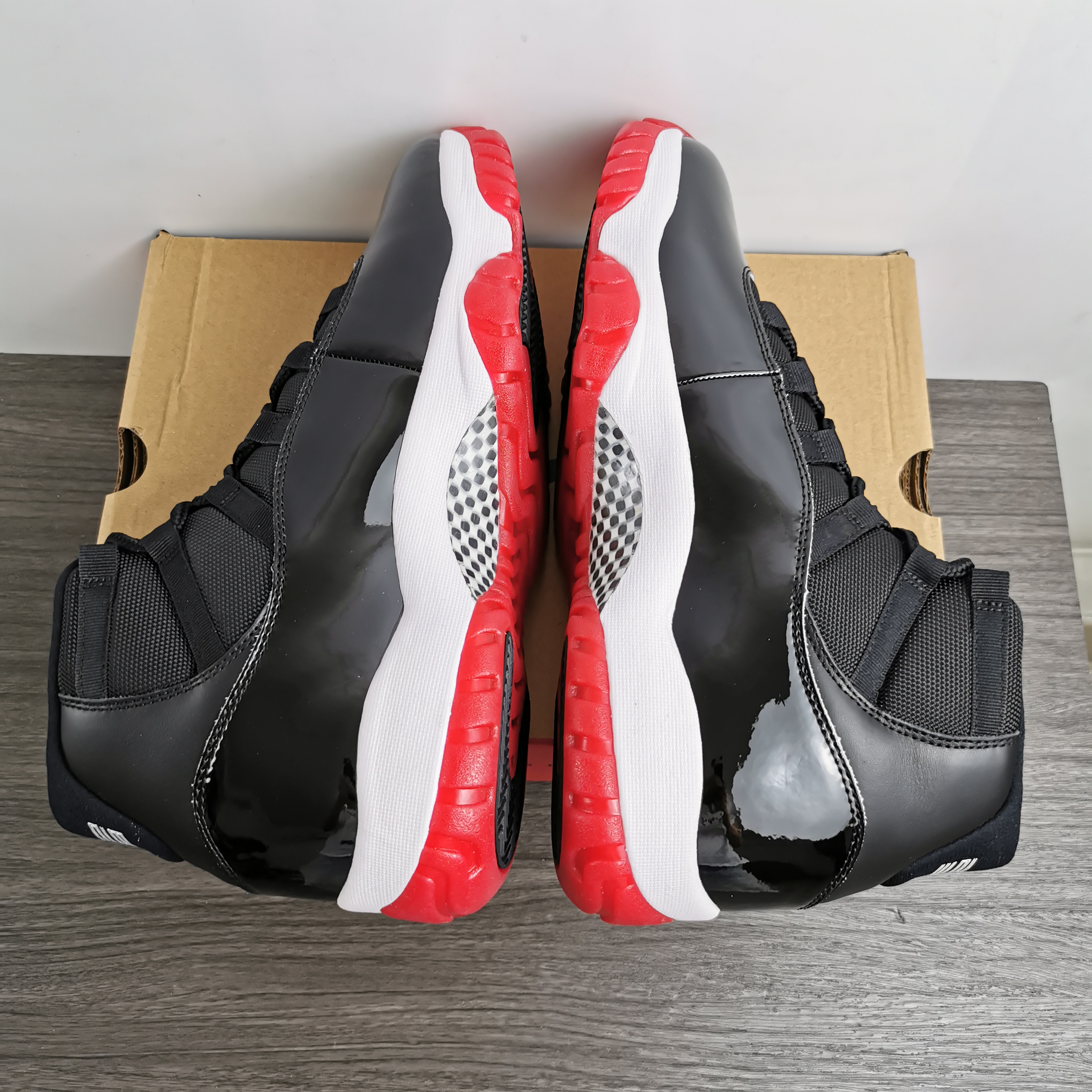 Air Jordan 11 “Bred” 378037-061
