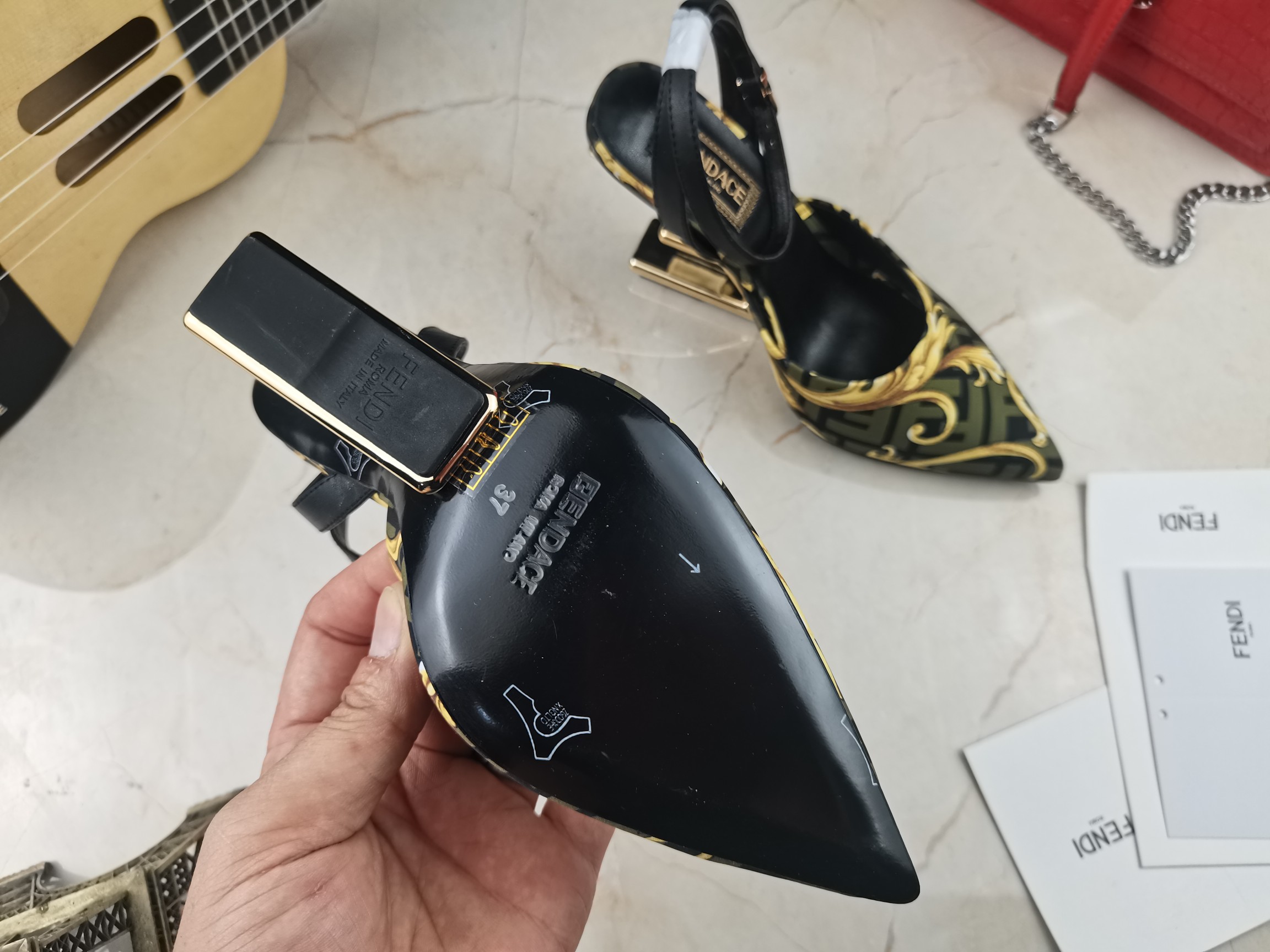 Women F*endi Top Quality Sandals