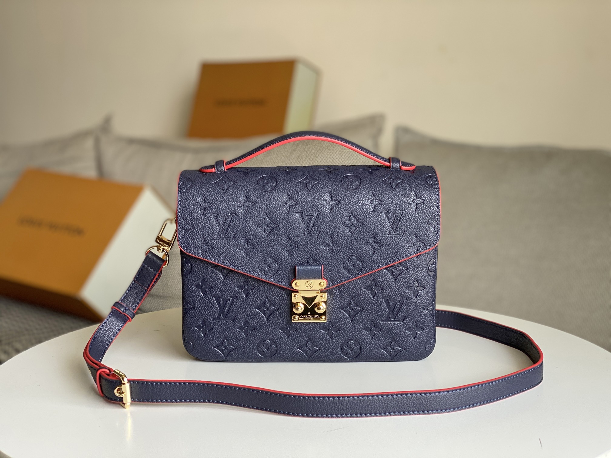 L*ouis V*uitton Bag Top Quality 25*19*9CM