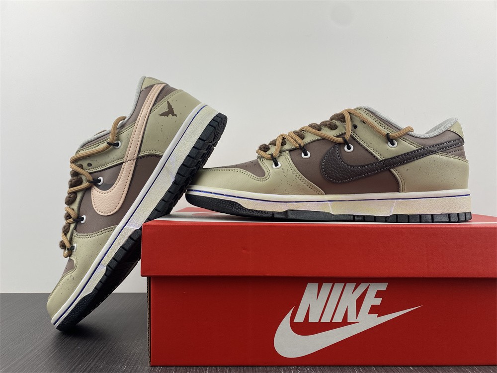 from Nike SB Dunk Low DD3363-002