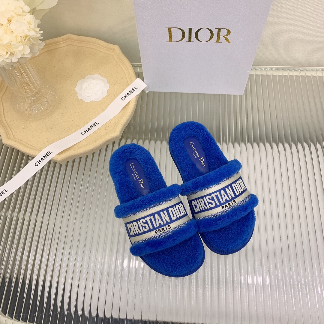 Women D*or Sandals
