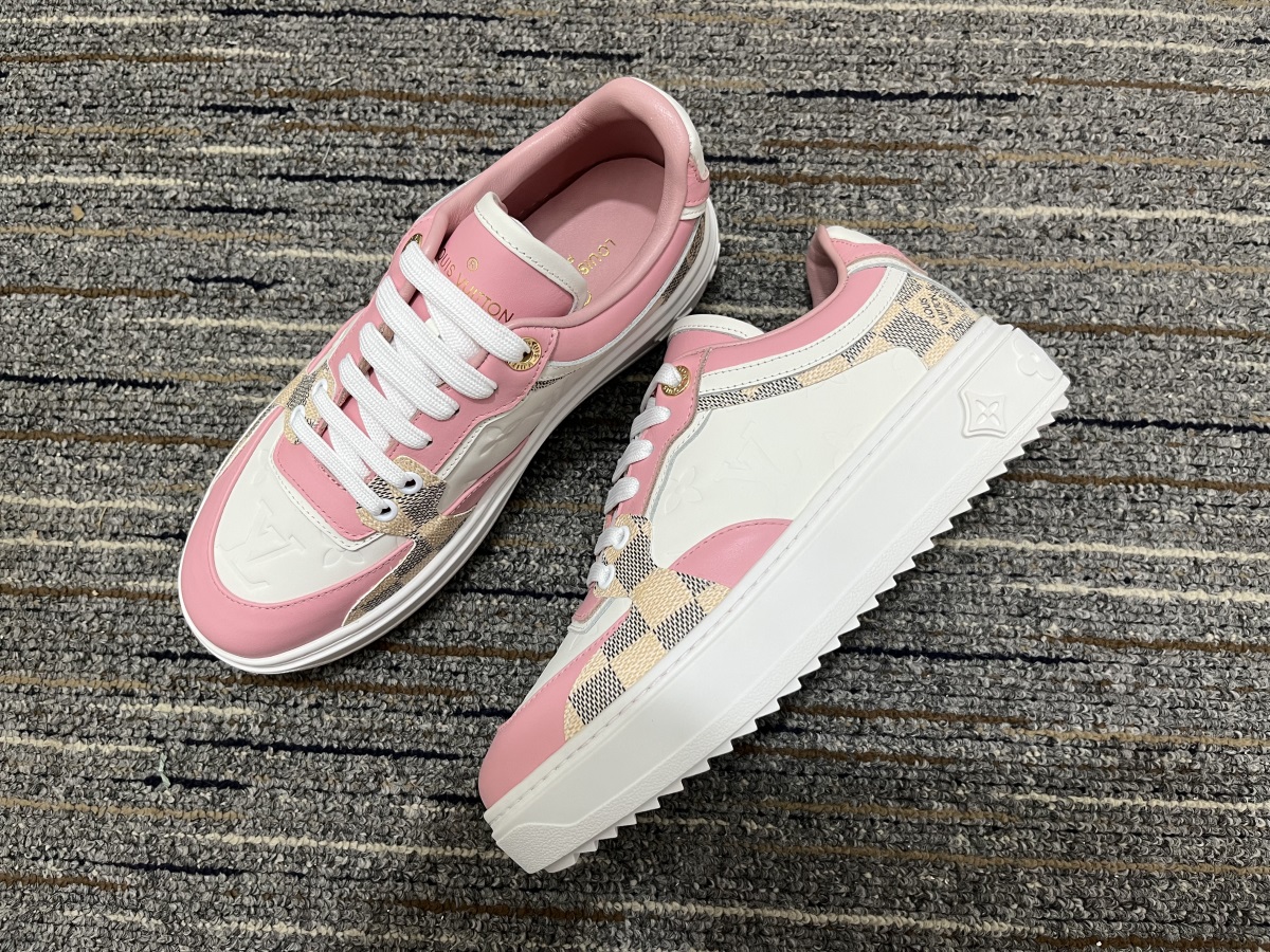 Women L*ouis V*uitton Top Sneakers