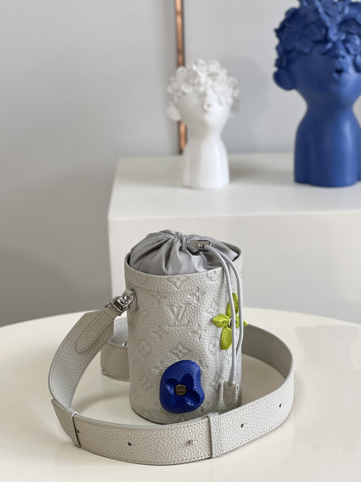 L*ouis V*uitton Top Bag 12.5*17*12.5CM