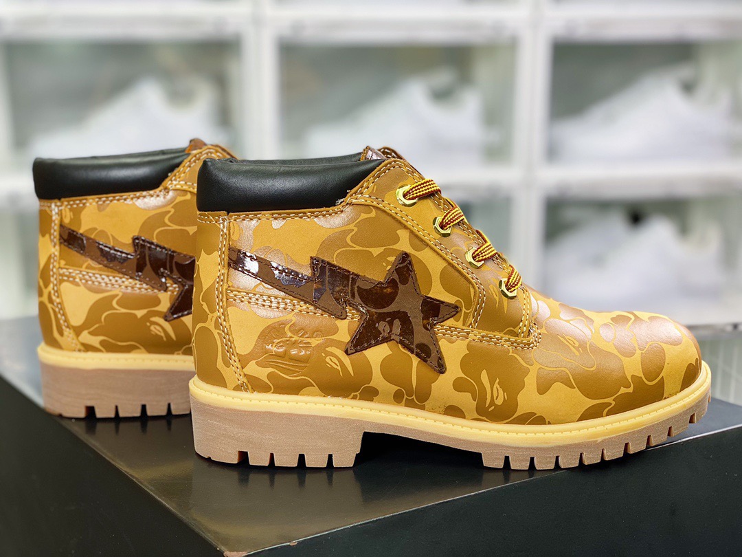 Men B*ape x T*imberland Fatigue Chukka Nubuck Boots