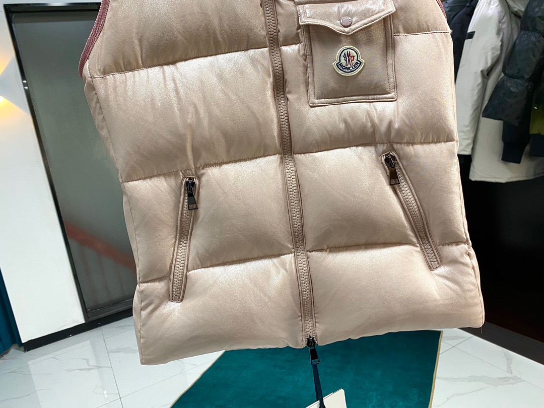 Women Down vest; M*oncler Top Quality 2022