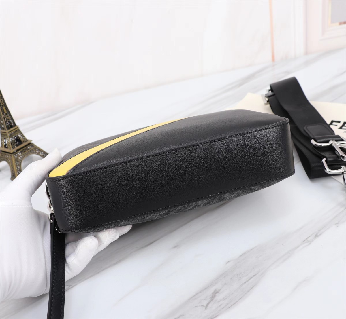 F*endi Bag Top Quality 23*16*5CM