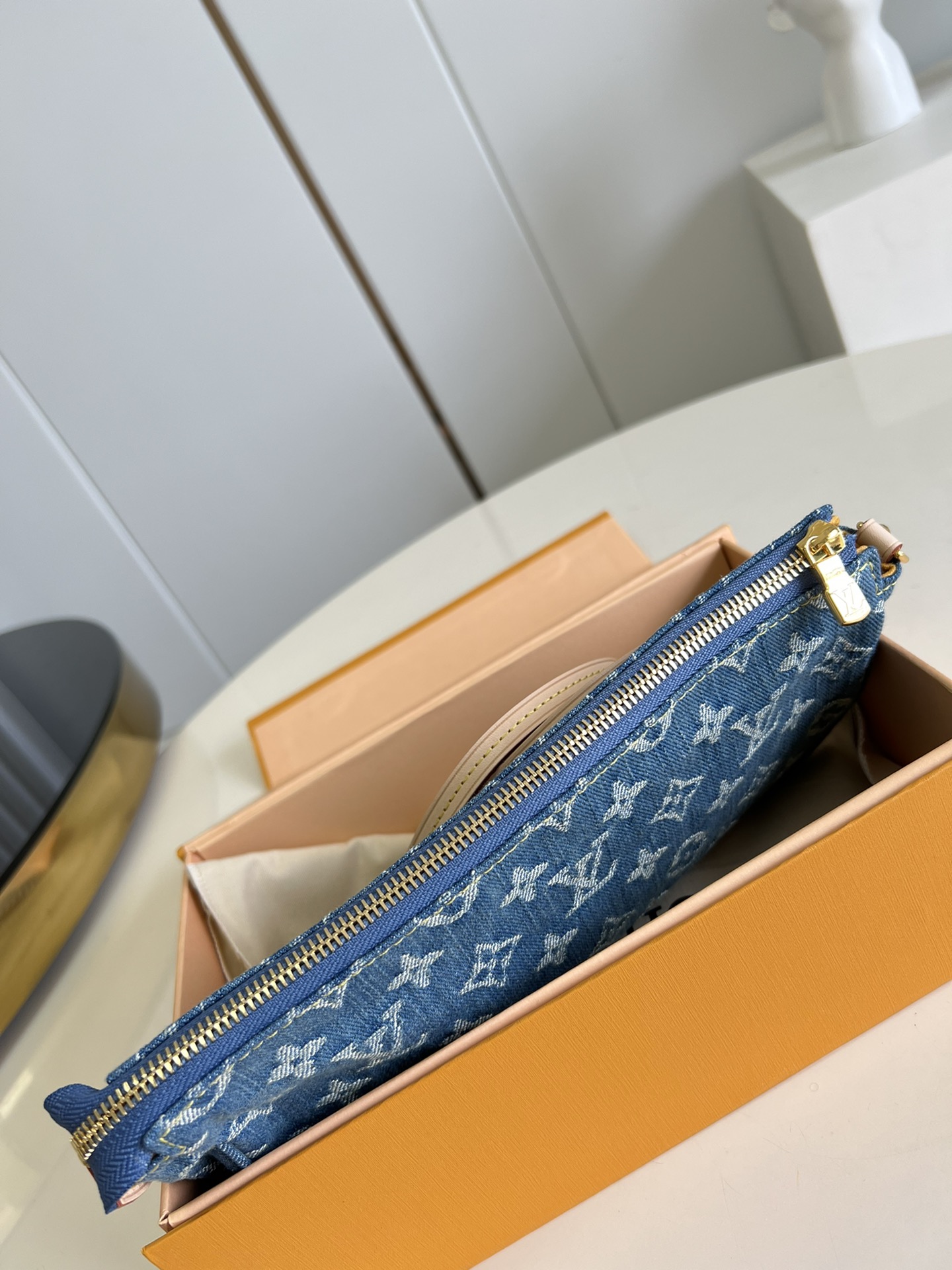 L*ouis V*uitton Bag Top Quality 21*13*3CM