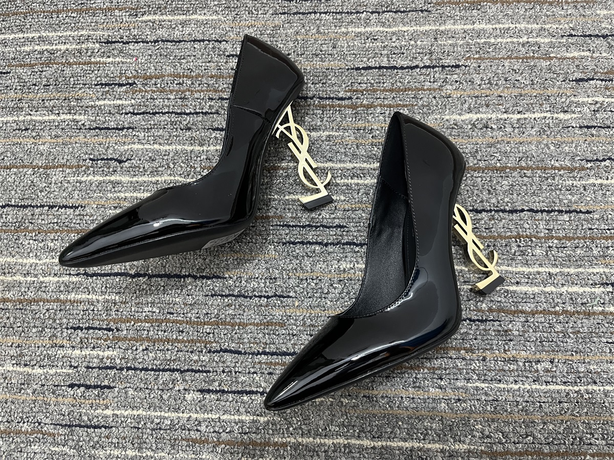 Women Y*SL Top Pumps