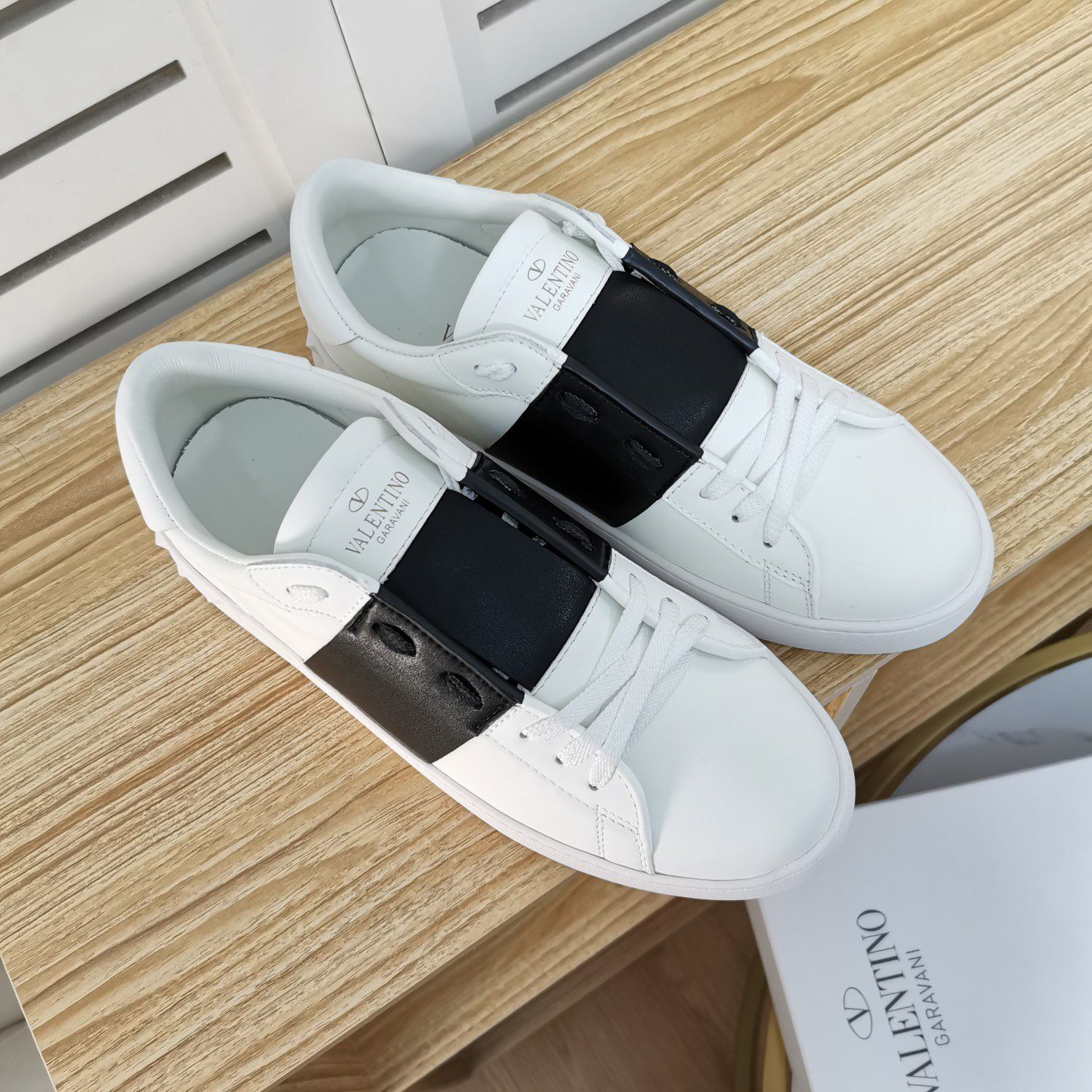 Copy Men Women V*ALENTINO Top Sneaker