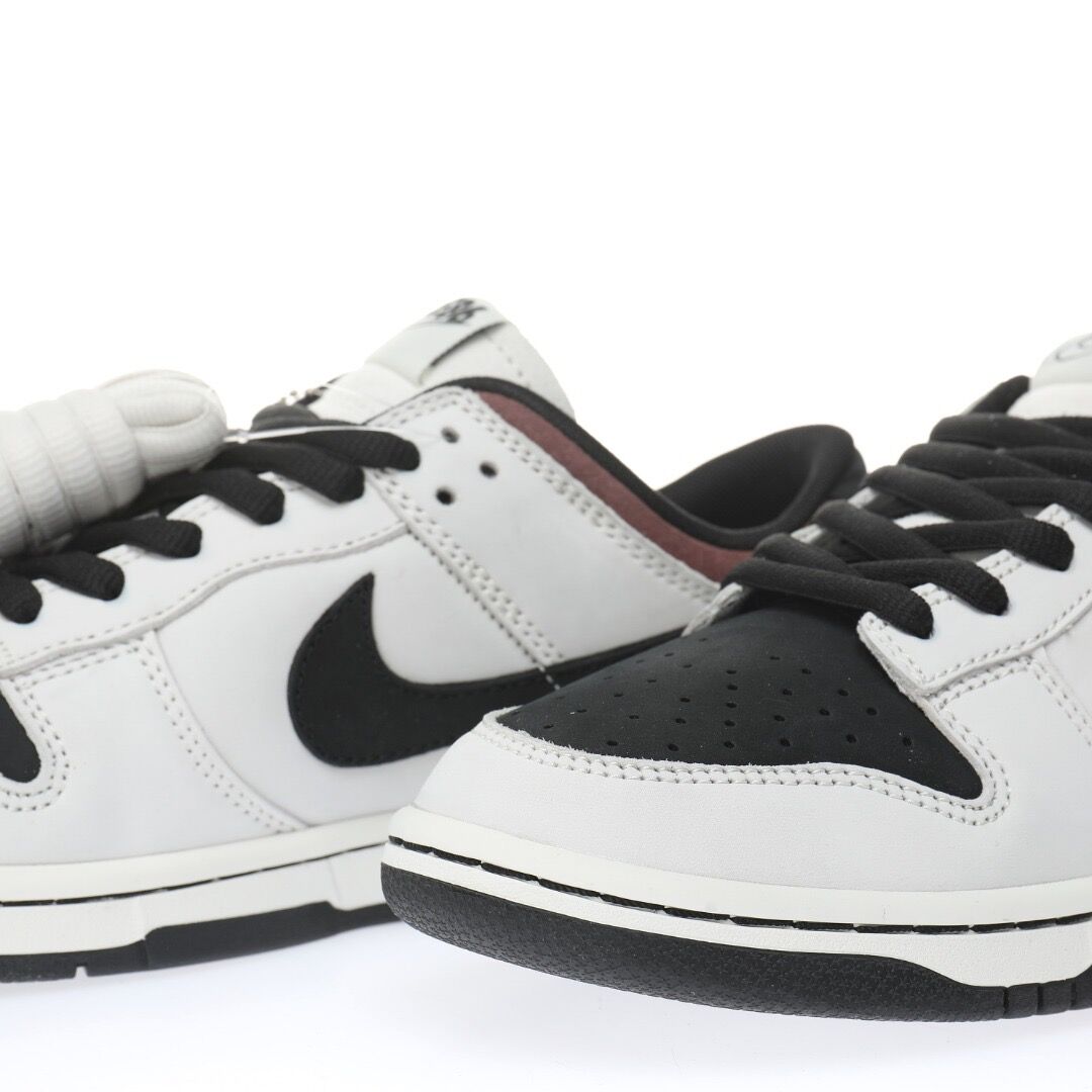 from Nike SB Dunk Low INITIAL D/Toyota AE86 men women sneaker