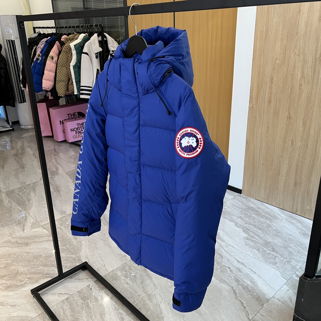 Men Women Down jacket Maikesneakers
