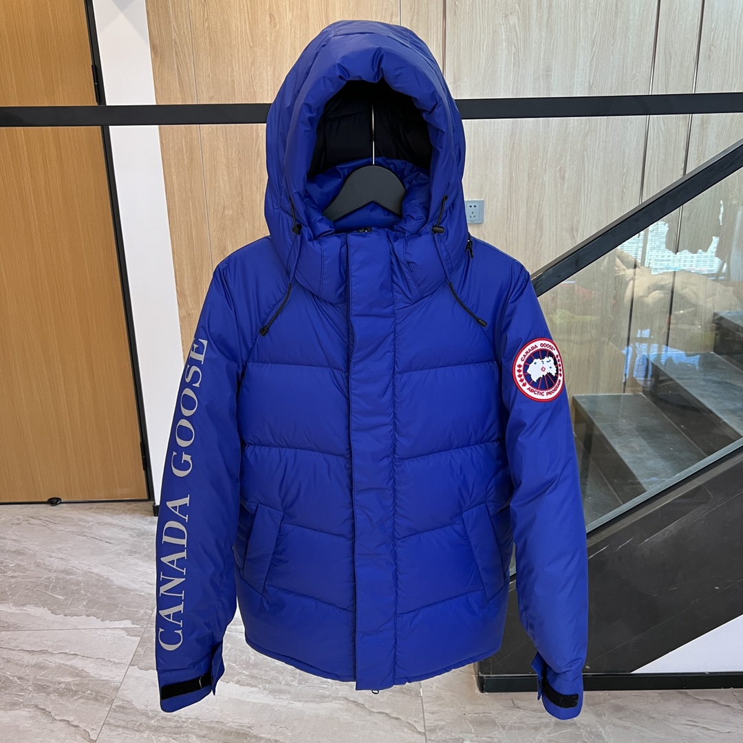 Men Women Down jacket Maikesneakers