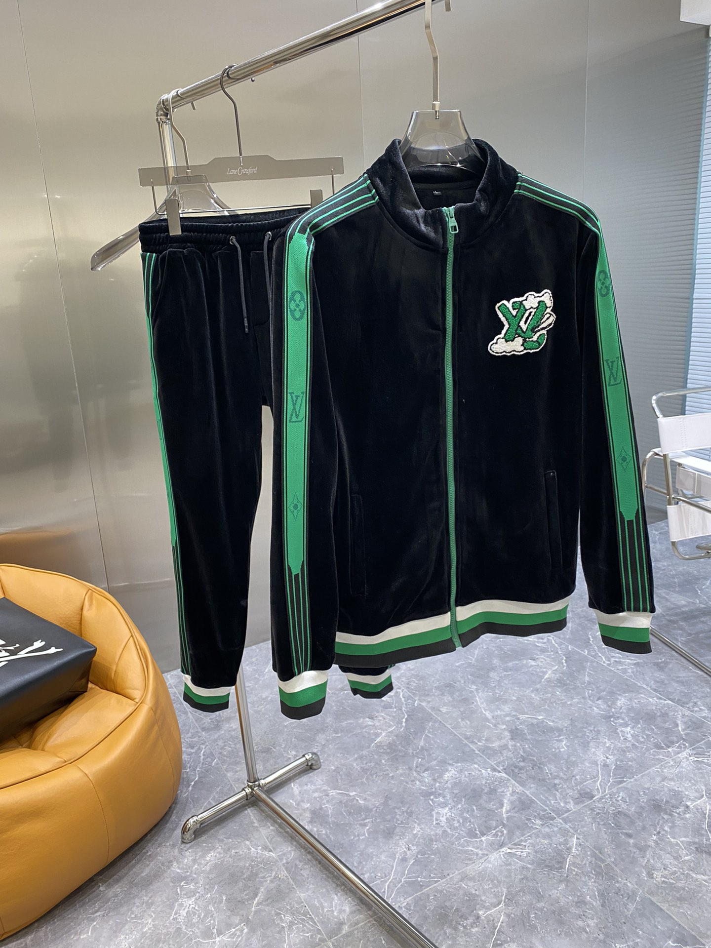 Men Sets Top Quality