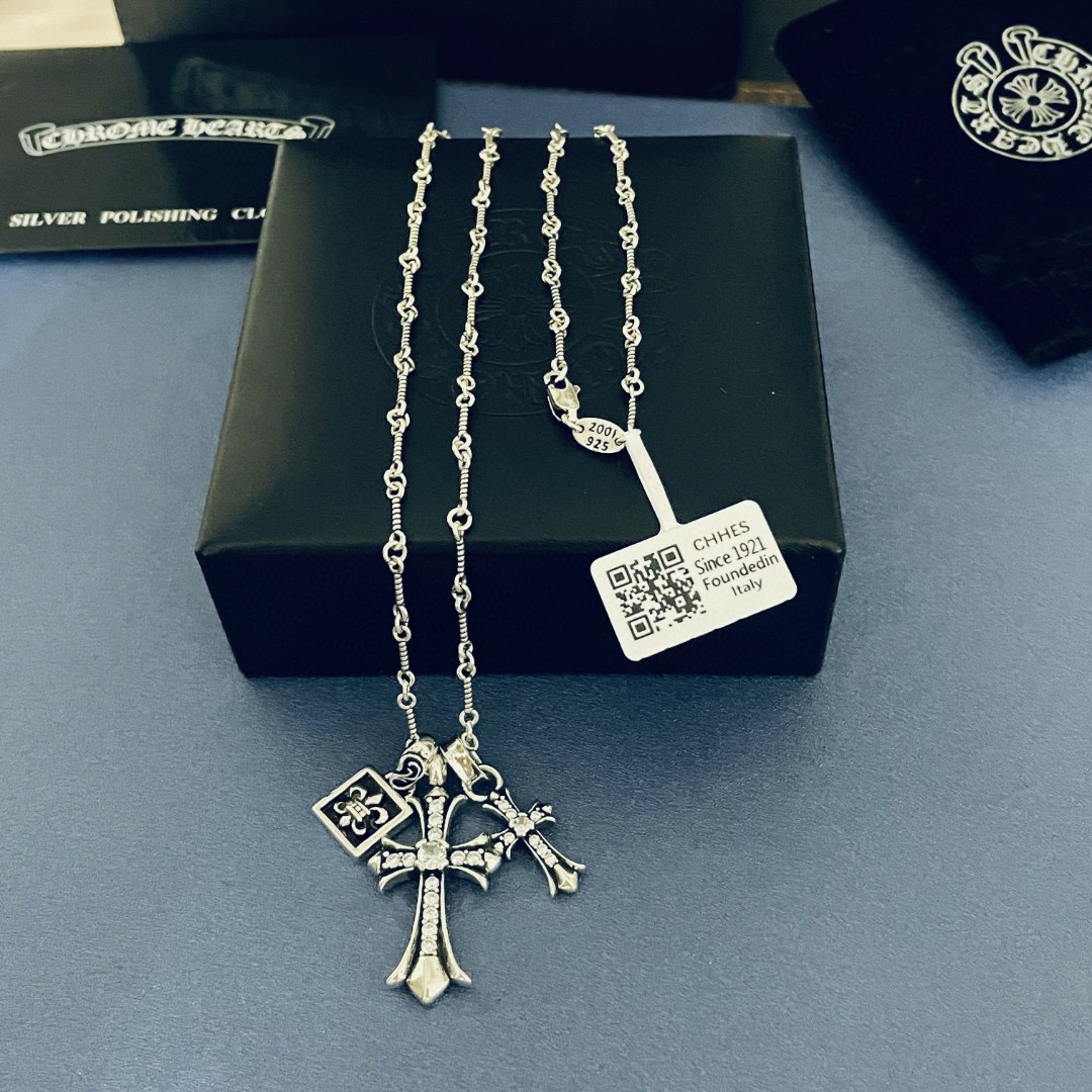 Necklace C*hrome H*earts