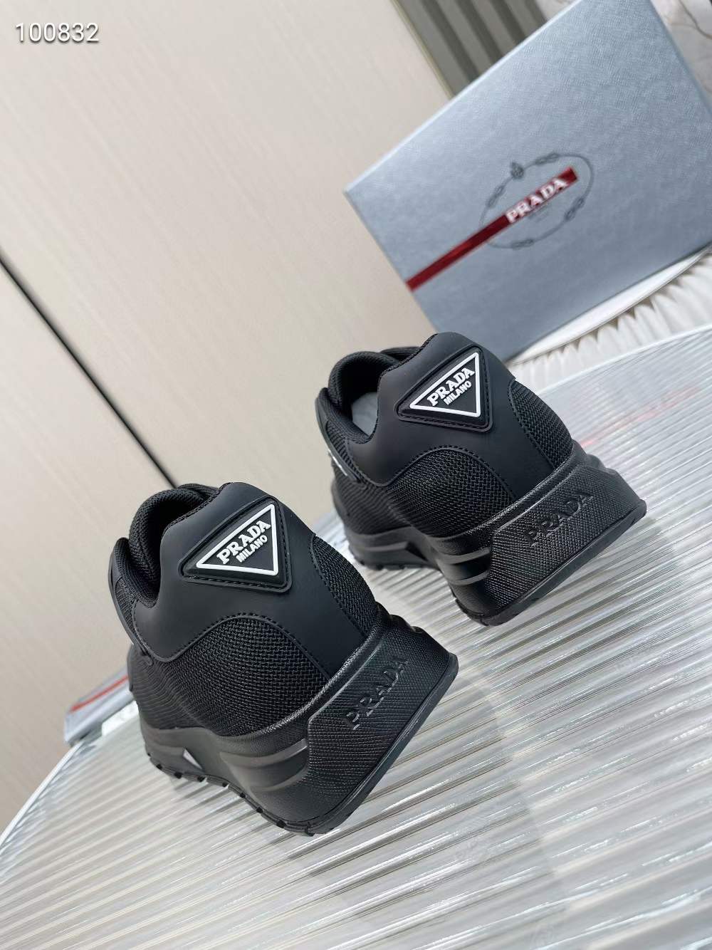 Men P*rada Top Sneaker （ ）