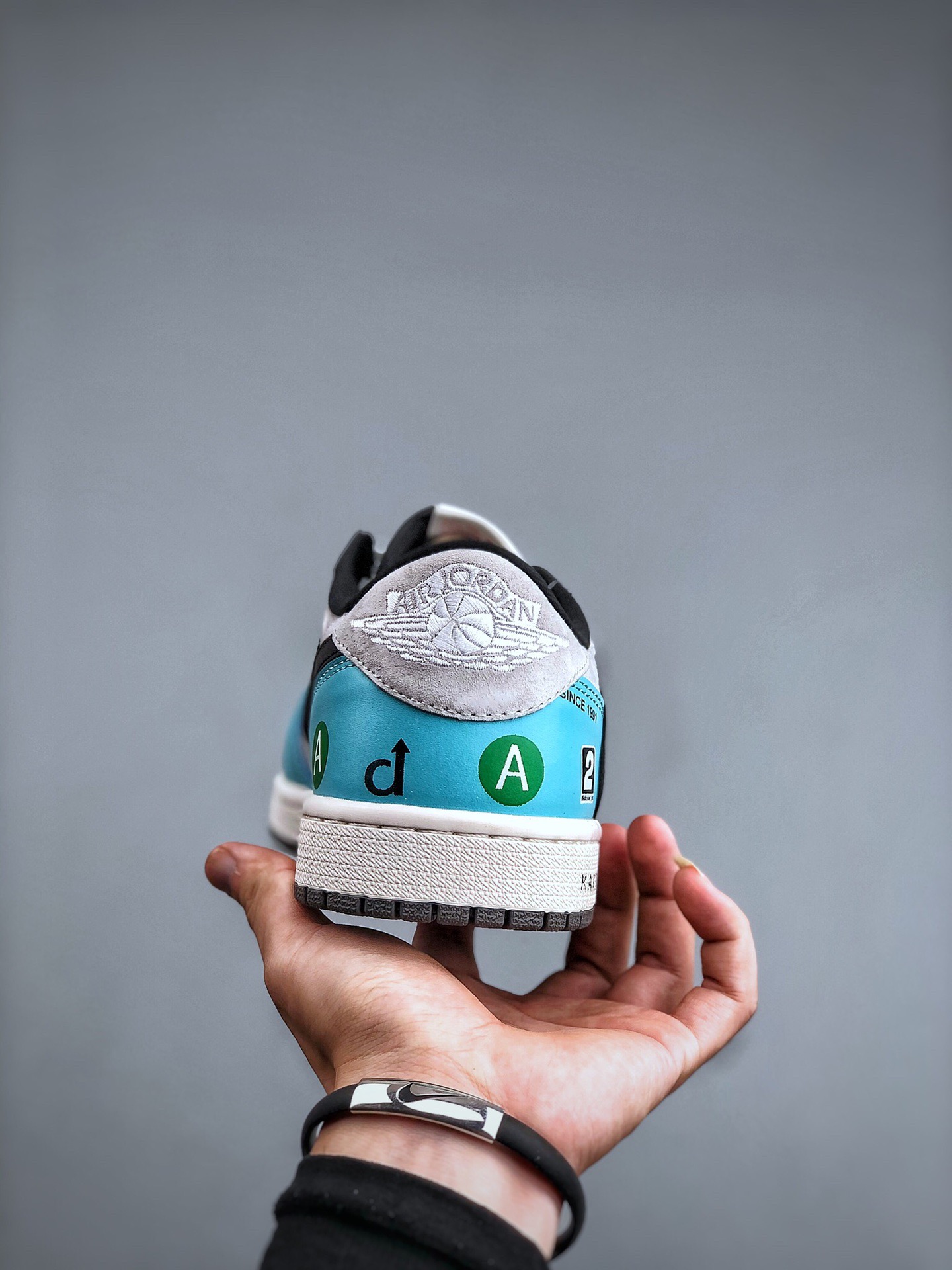 T*ravis S*cott Nike Air Jordan 1 low AJ1 DM7866-009