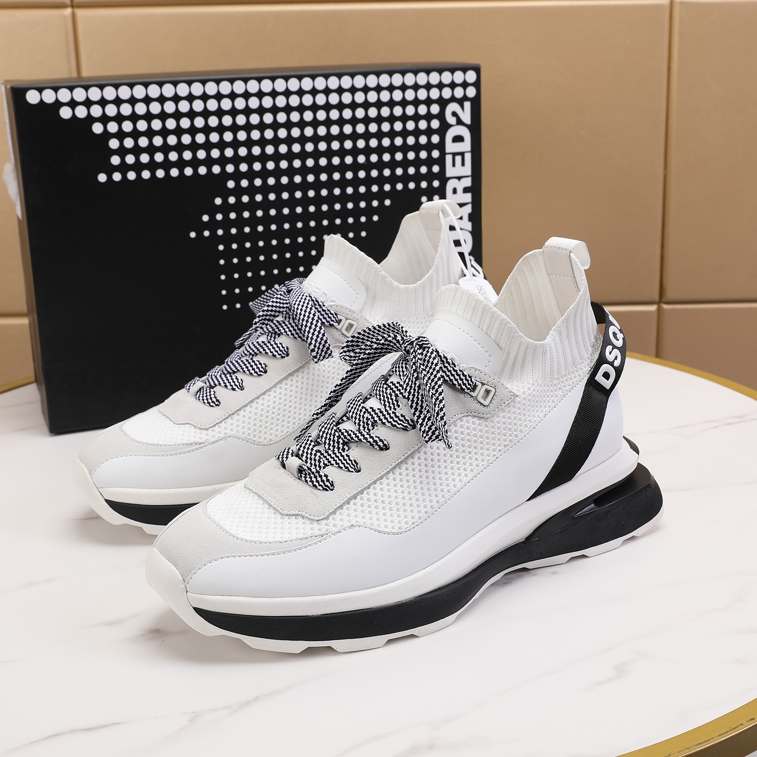 Men O*ff W*hite Top Sneakers