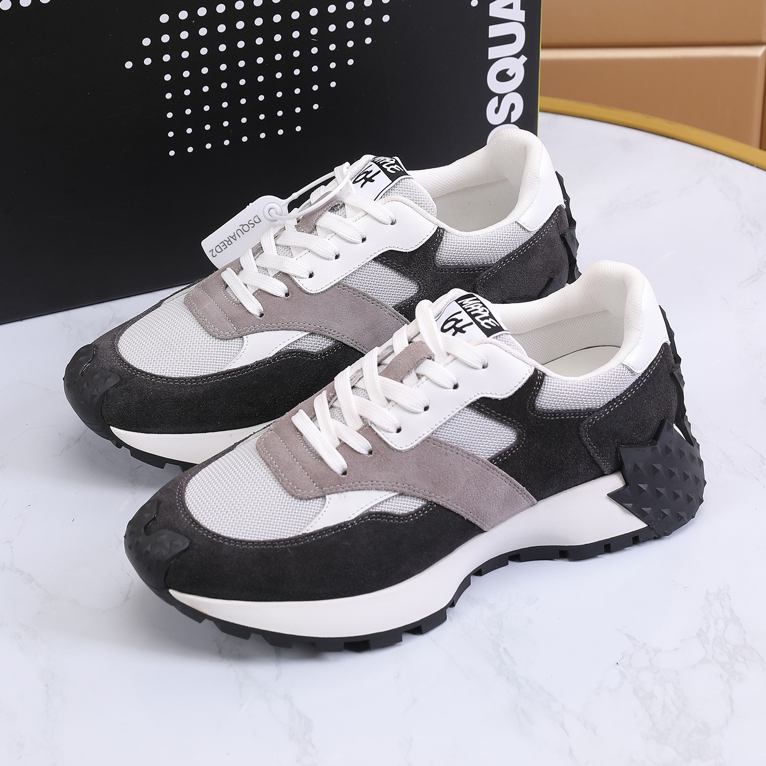 Men O*ff W*hite Top Sneakers