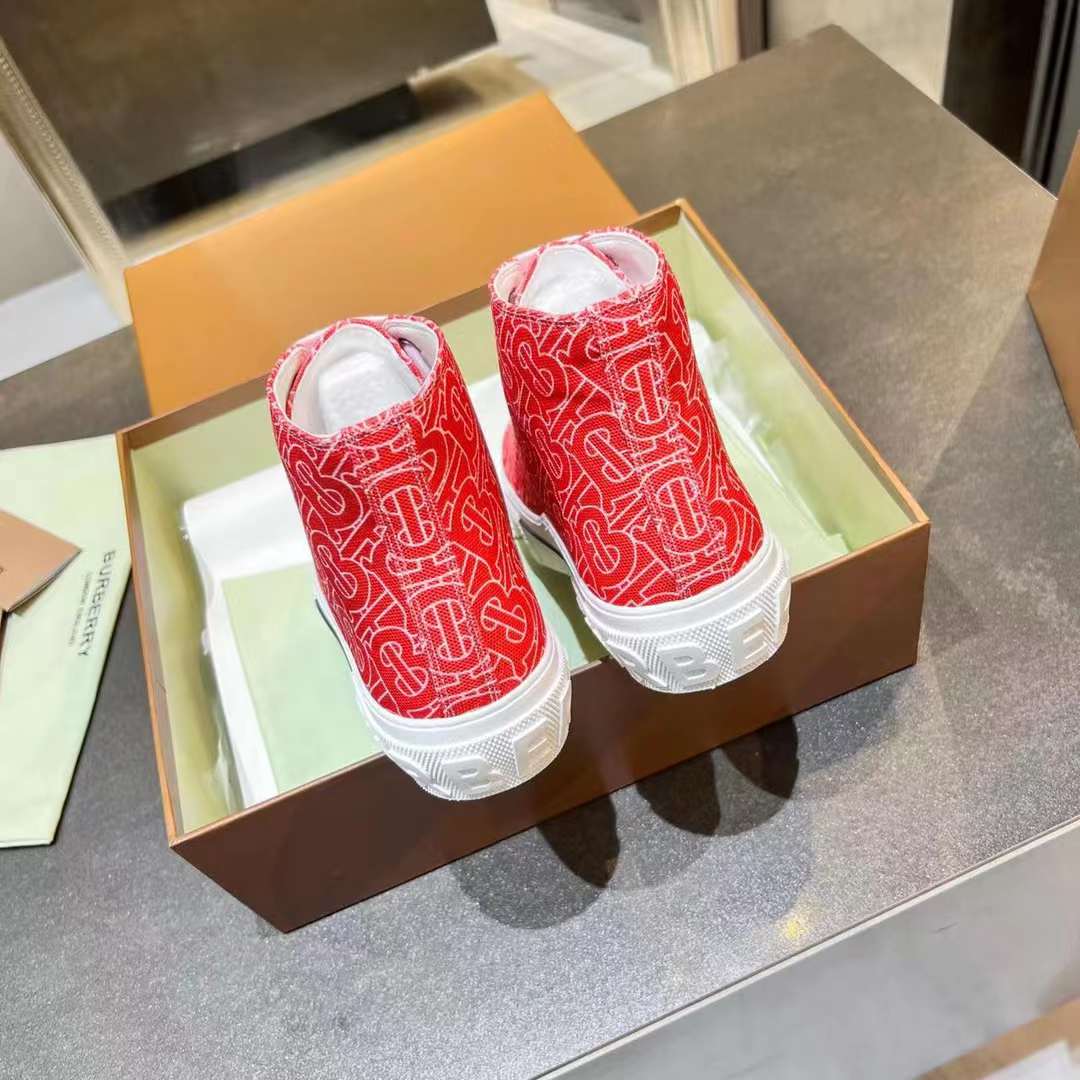 Men Women B*rberry Sneaker ()