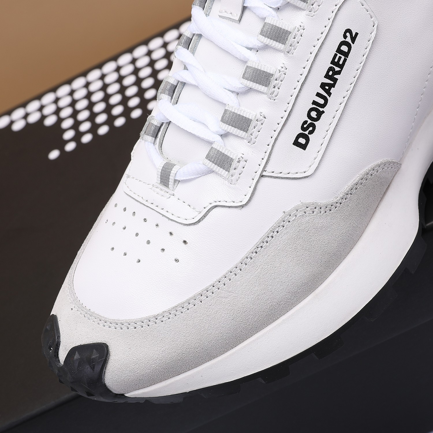 Men O*ff W*hite Top Sneakers