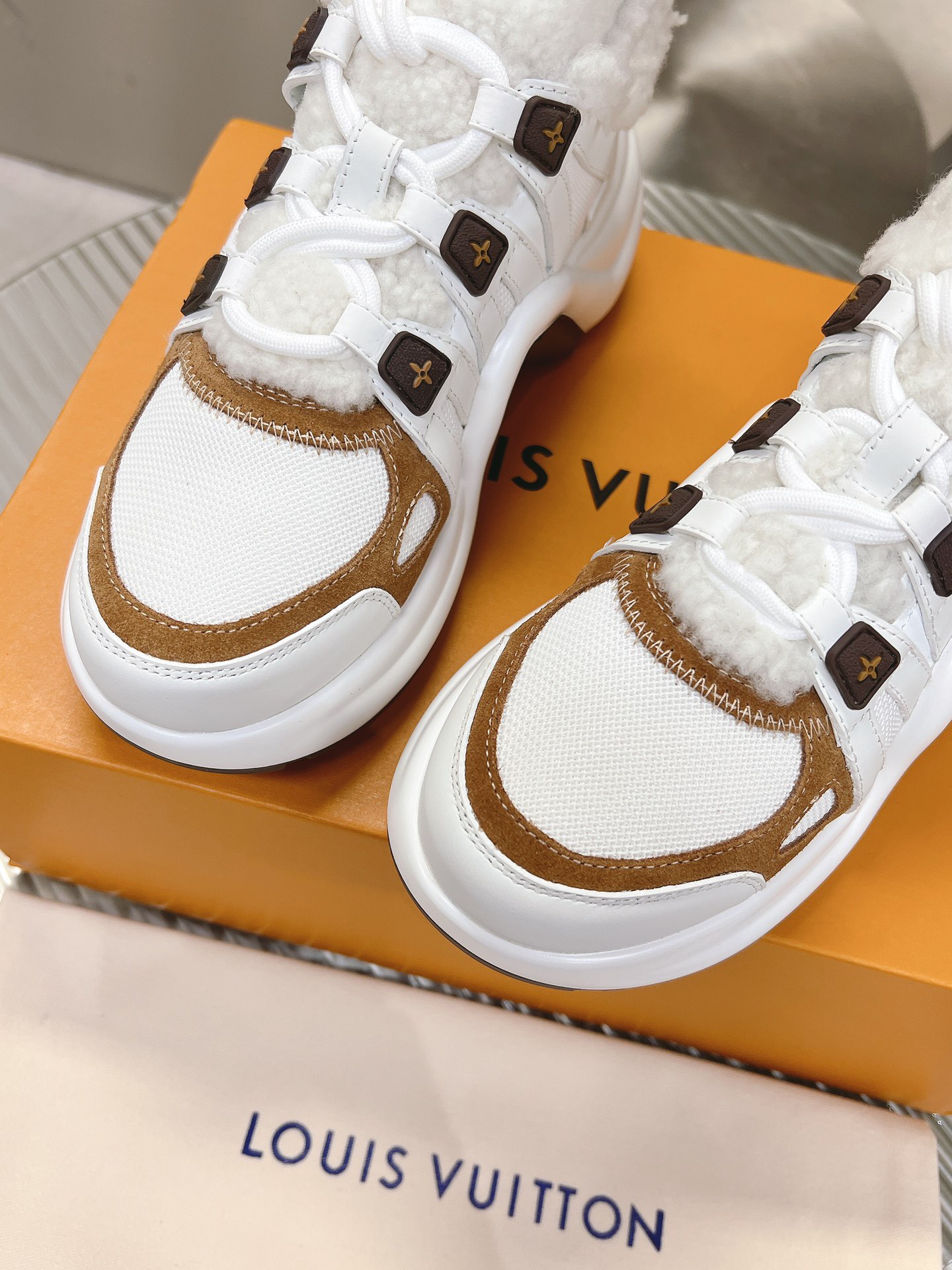 Women L*ouis V*uitton Top Sneaker Maikesneakers