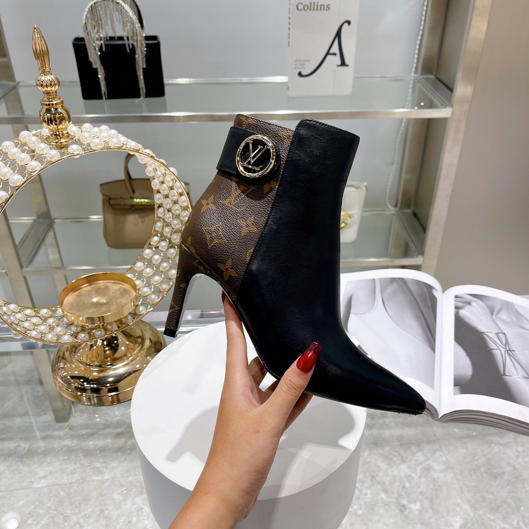 Women L*ouis V*uitton Top Boots Maikesneakers